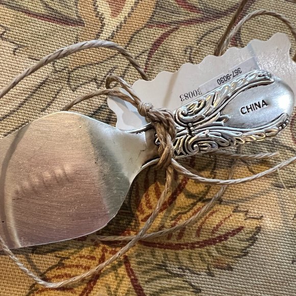 NWT Cute "Just a Sliver" Serving Knife - Picture 3 of 6